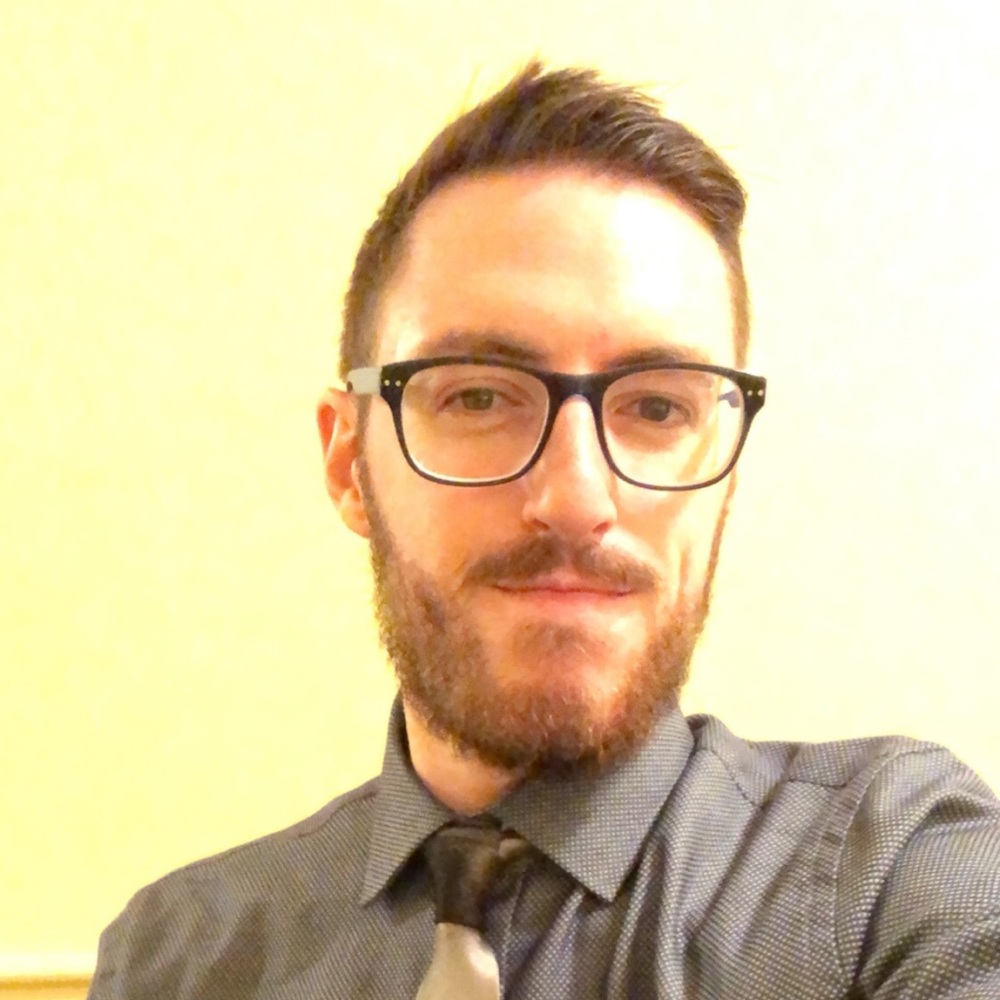 Meet your Posher, Alex